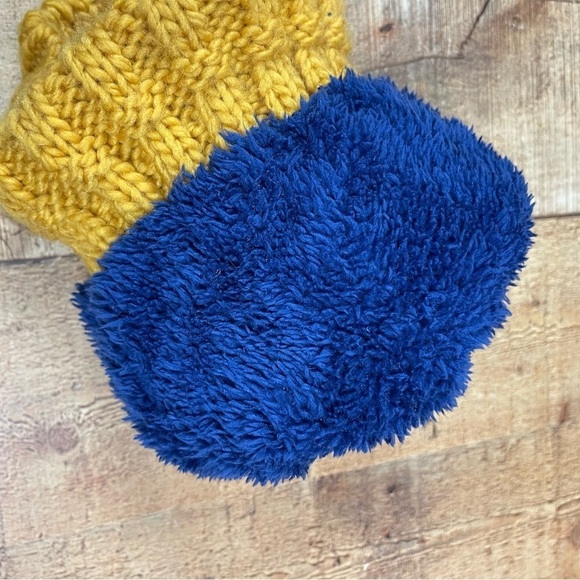 Chunky Knit Pom Fleece Lined Warm Winter Beanie Pastel Mustard Yellow Preppy - Picture 2 of 7